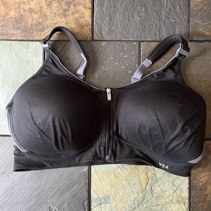 Victoria’s Secret Sport Front Close Bra